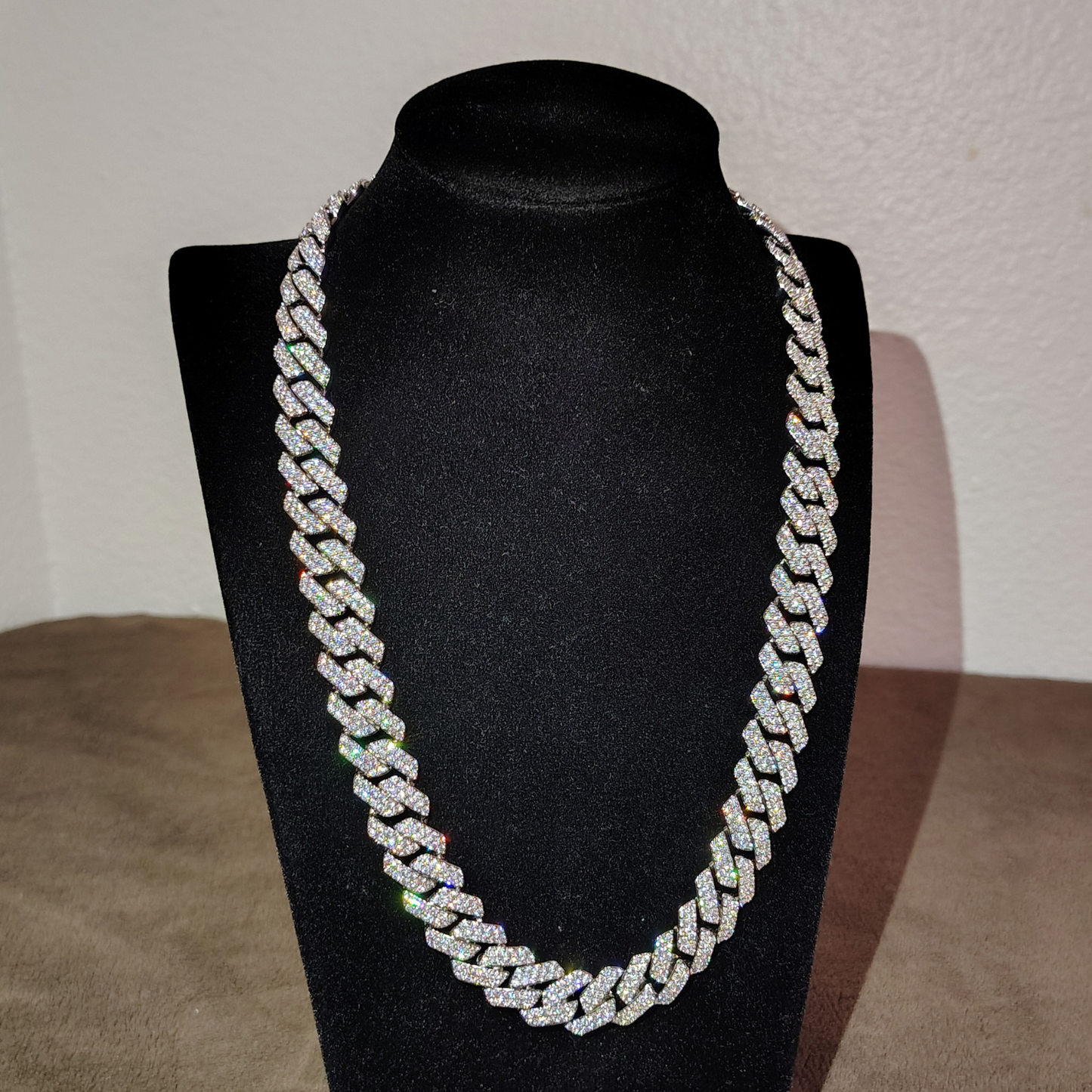14mm Iced-Out Cuban Link Chain – VVS Moissanite | 18K White Gold | 20"