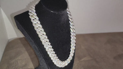 18mm VVS Moissanite Cuban Link Chain – Bubble Style | 20"